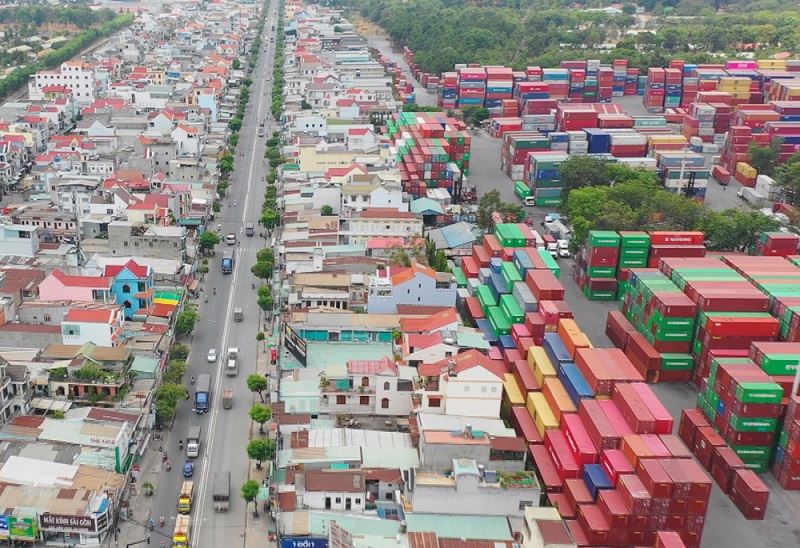 Thương mại dịch vụ có nhiều biến chuyển